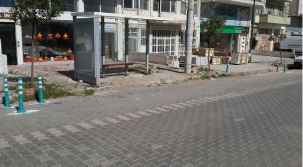 D200 KARAYOLUNDAKİ DURAKLAR ATATÜRK CADDESİNE TAŞINDI