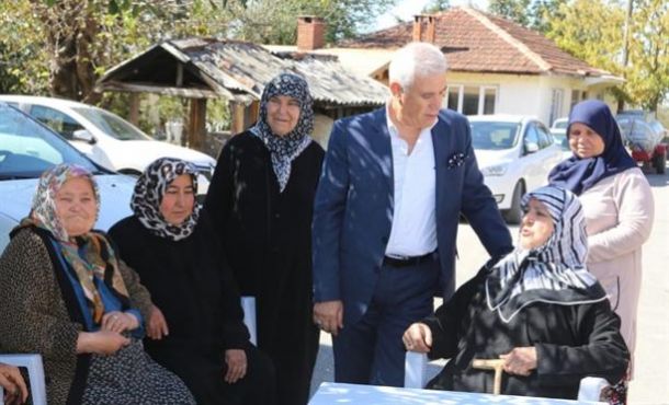 Kuruçeşme Mahallesi sakinlerinden Bozbey’e teşekkür